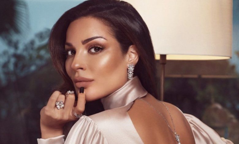 من دون فلتر.. نادين نسيب نجيم تستعرض جمالها وتردّ على منتقديها (صور) من دون فلتر.. نادين نسيب نجيم تستعرض جمالها وتردّ على منتقديها (صور)