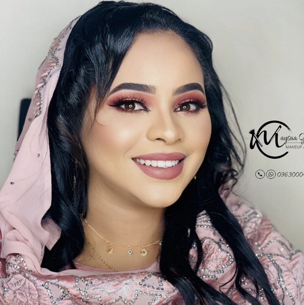 شاهد بالفيديو.. الفنانة منال البدري تواصل إحياء الحفلات الغنائية رغم دخولها في الشهور الأخيرة من “الحمل” شاهد بالفيديو.. الفنانة منال البدري تواصل إحياء الحفلات الغنائية رغم دخولها في الشهور الأخيرة من "الحمل"