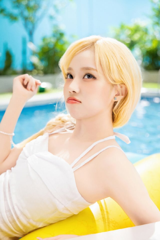 250730 شتاء لـ Toreta (B-Cut Pics #3)