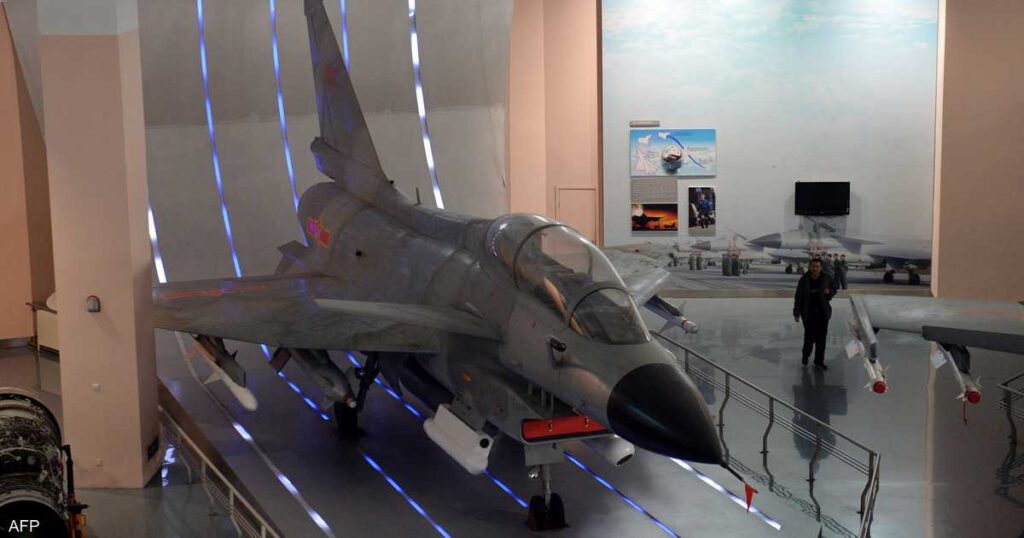 صحيفة: إيران تدرس شراء مقاتلات صينية متطورة صحيفة: إيران تدرس شراء مقاتلات صينية متطورة