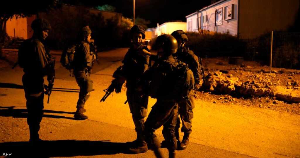 فيديو.. إسرائيل تعلن اعتقال "خلية إيرانية" جنوبي سوريا