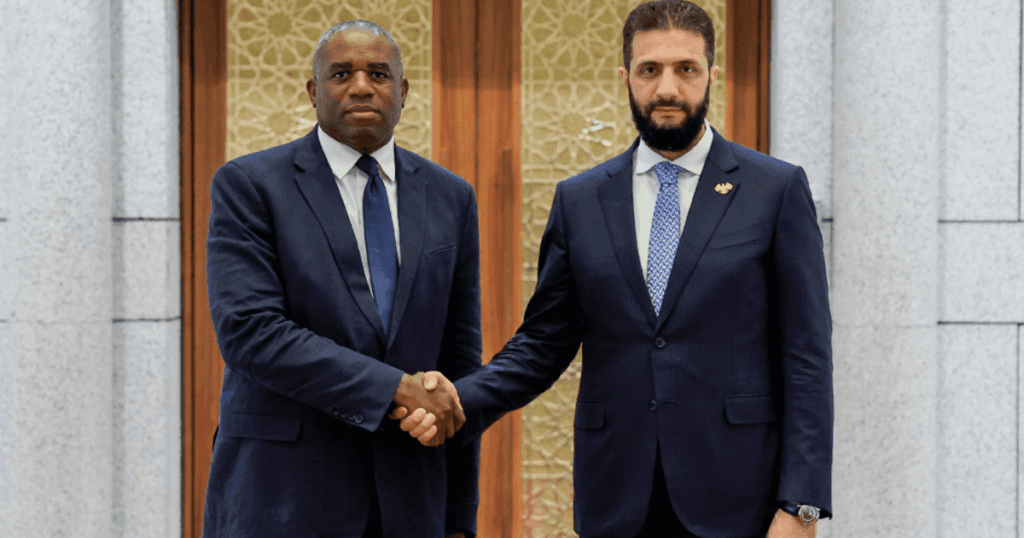 بعد قطيعة الـ14 عاما.. بريطانيا تعلن عودة العلاقات مع سوريا بعد قطيعة الـ14 عاما.. بريطانيا تعلن عودة العلاقات مع سوريا