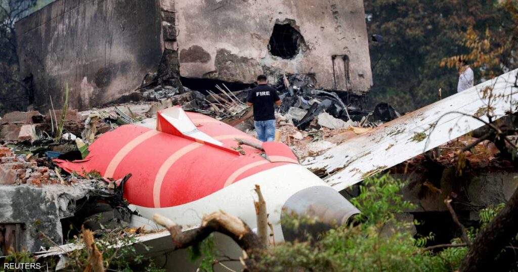 محادثة قبل الكارثة.. تحقيق جديد حول الطائرة الهندية المنكوبة