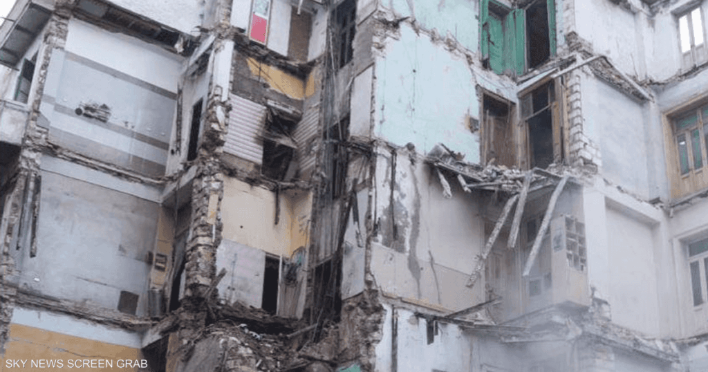 صورة.. وفاة شخص وإصابة 5 بانهيار أجزاء من عقار في الإسكندرية صورة.. وفاة شخص وإصابة 5 بانهيار أجزاء من عقار في الإسكندرية