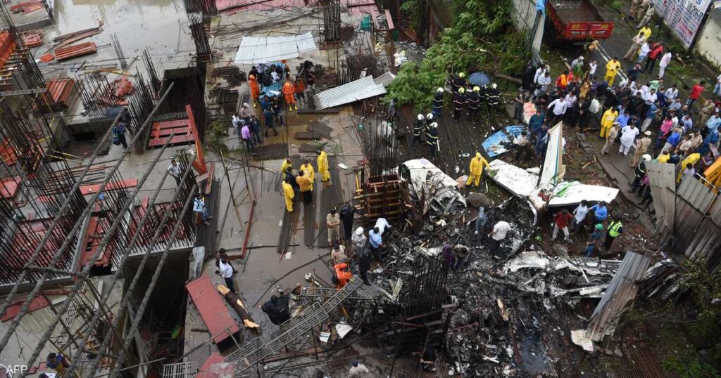 “كلمات غامضة” تكشف سر تحطم الطائرة الهندية في أحمد آباد "كلمات غامضة" تكشف سر تحطم الطائرة الهندية في أحمد آباد