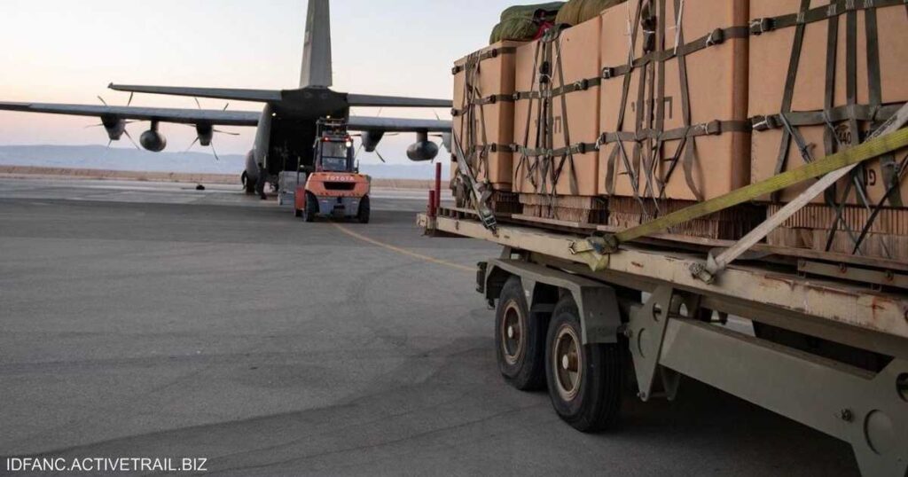 فيديو لإسقاط الجيش الإسرائيلي مساعدات إنسانية على غزة