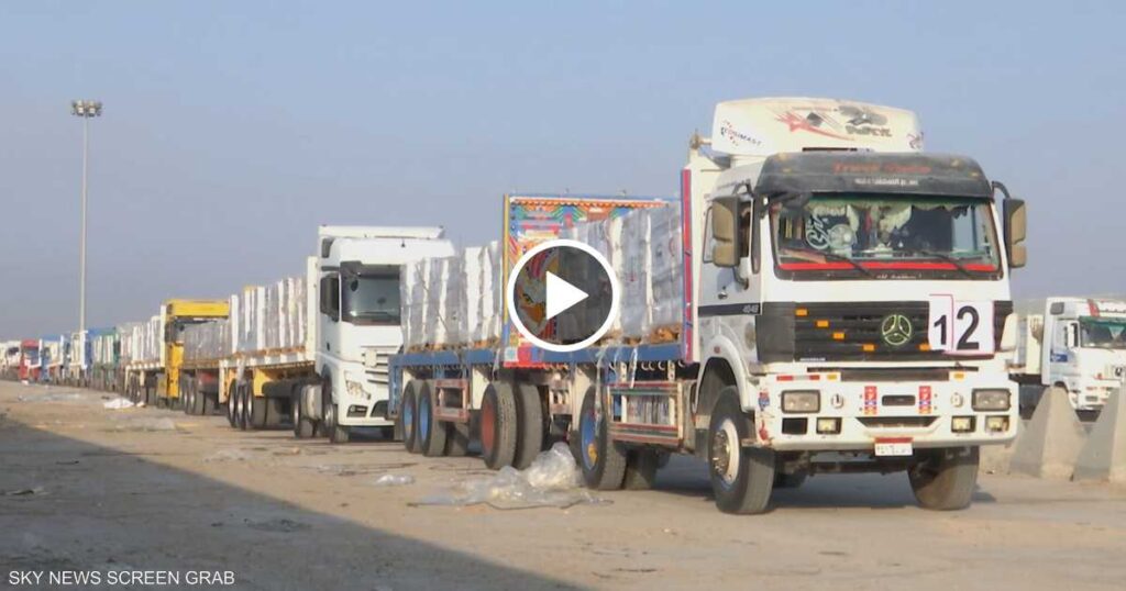 دخول 38 شاحنة مساعدات إنسانية إماراتية إلى غزة - سكاي نيوز عربية