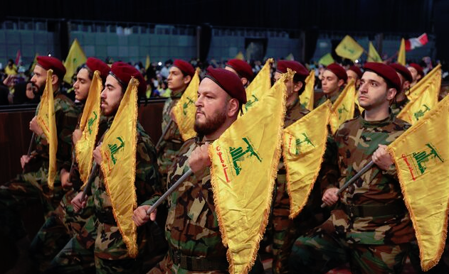 وثيقة إيرانية تثير الجدل في لبنان: هل يتحول "حزب الله" إلى حرس وطني؟