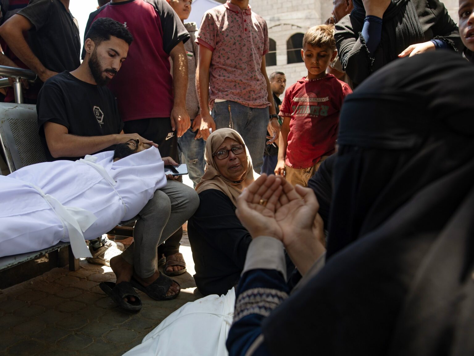 برنامج الأغذية العالمي يفضح مذبحة إسرائيلية بحق مجوّعي غزة | أخبار برنامج الأغذية العالمي يفضح مذبحة إسرائيلية بحق مجوّعي غزة | أخبار