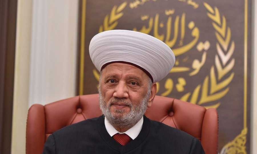 بالصورة: وسام من المفتي دريان للشرع – MTV Lebanon بالصورة: وسام من المفتي دريان للشرع