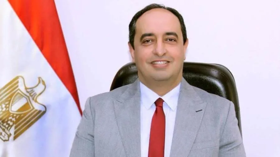 أكثر من 60% من مدمني المخدرات انطلقوا من أسر تبدو مستقرة من الخارج الدكتور عمرو عثمان: أكثر من 60% من مدمني المخدرات انطلقوا من أسر تبدو مستقرة من الخارج