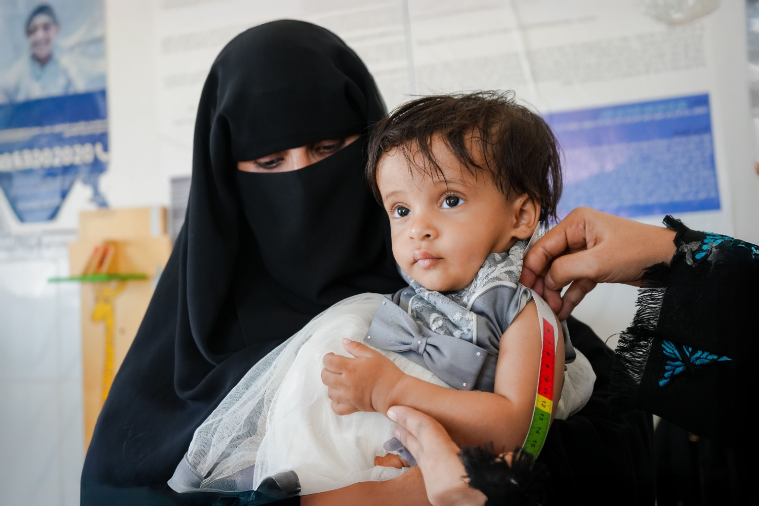الإمارات و”الصحة العالمية” تختتمان المرحلة الأولى من مبادرة مكافحة سوء تغذية النساء والأطفال في جزيرة سُقطرى الإمارات و"الصحة العالمية" تختتمان المرحلة الأولى من مبادرة مكافحة سوء تغذية النساء والأطفال في جزيرة سُقطرى