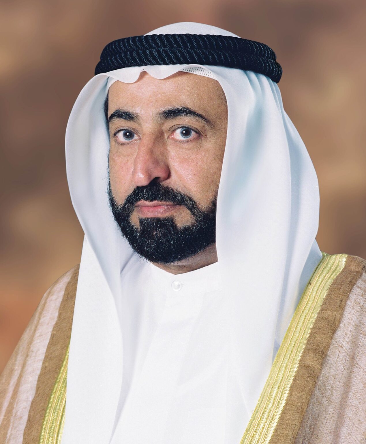 حاكم الشارقة يعتمد موازنة الجامعة القاسمية و500 منحة دراسية