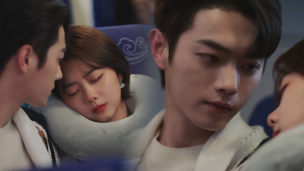 يبذل الرئيس المتسلط قصارى جهده لاستعادة فتاته الجميلة وملاحقتها!❤️مشهد رومانسي من دراما "جميلة مثلك"