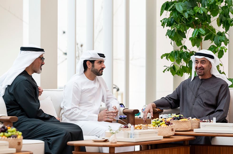 رئيس الدولة يستقبل حمدان بن محمد بن راشد