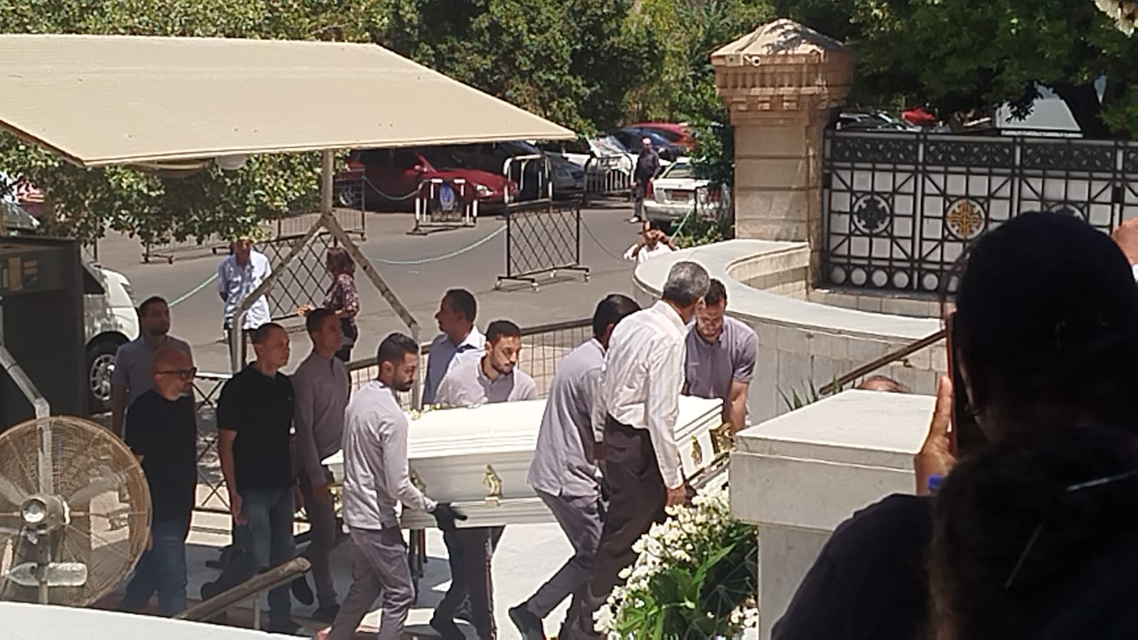 جنازة الراحل لطفي لبيب