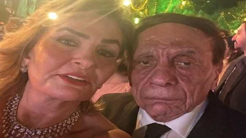 عائلة الأديب أحمد الحربي يرحمه الله تحتفل بزواج الشاب عبدالعزيز