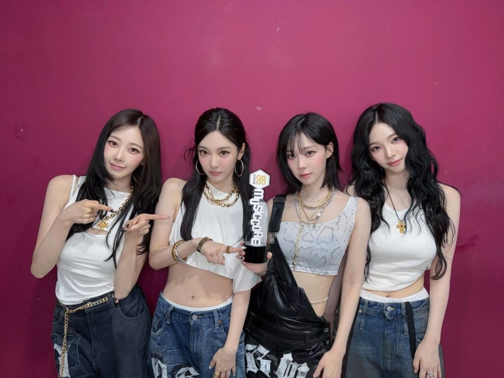 250712 AESPA Twitter Update - 𝔇𝔦𝔯𝔱𝔶 𝔚𝔬𝔯𝔨 𝟹𝔯𝔡 𝔚𝔦𝔫
