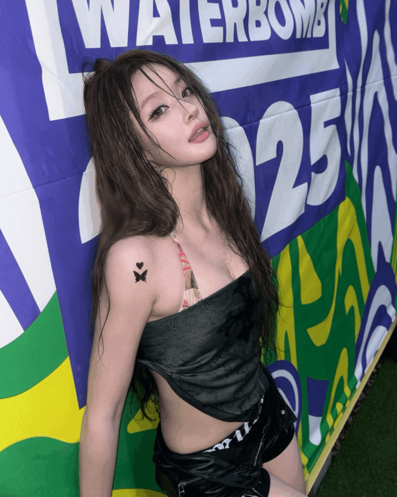 حسناء حسناء