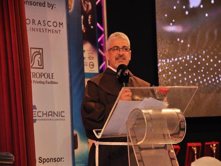 بعد خروجه من الرعاية المركزة.. تعرف على تفاصيل الحالة الصحية للفنان لط