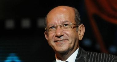 بطرس دانيال: نقل الفنان لطفى لبيب للعناية المركزة ومنع الزيارة عنه