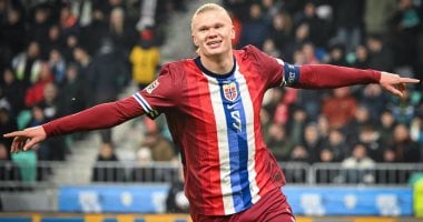 مانشستر سيتي: هالاند يستمع إلى ألبوم عمرو دياب الجديد