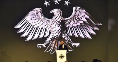 شعار سوريا الجديد يشعل ضجة بين الرافض والمؤيد.. فماذا تعرف عنه؟ شعار سوريا الجديد يشعل ضجة بين الرافض والمؤيد.. فماذا تعرف عنه؟