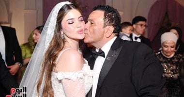 نجوم الفن يشاركون محمد فؤاد فرحته بزفاف ابنته فى أجواء احتفالية مميزة.. صور