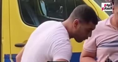 بطل من الحماية المدنية.. قطع إجازته ليخمد حريق سنترال رمسيس ..صور وفيديو