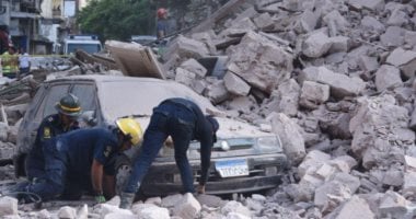 مصرع شقيقين و6 مصابين وتهدم 14 محلا إثر انهيار عقار الإسكندرية.. صور مصرع شقيقين و6 مصابين وتهدم 14 محلا إثر انهيار عقار الإسكندرية.. صور