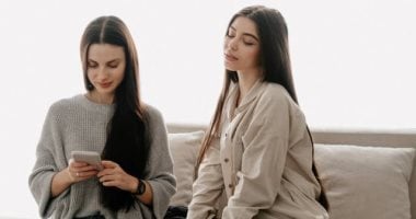 5 أبراج “حشرية”.. دائمة التدخل في حياة الآخرين وشعارها “أنا عارف مصلحتك” 5 أبراج "حشرية".. دائمة التدخل في حياة الآخرين وشعارها "أنا عارف مصلحتك"