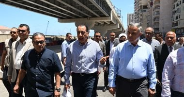 رئيس الوزراء يتفقد أعمال تطوير محور "محمد نجيب" وتوسعة كورنيش الإسكندرية