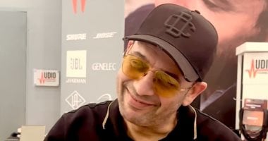 مصطفى قمر لـ اليوم السابع: حبيت أبارك لـ عمرو دياب على ألبومه بخفة دم مصطفى قمر لـ اليوم السابع: حبيت أبارك لـ عمرو دياب على ألبومه بخفة دم