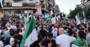 مظاهرات فى سوريا للتنديد بالعدوان الإسرائيلى والتدخل الأجنبى.. صور