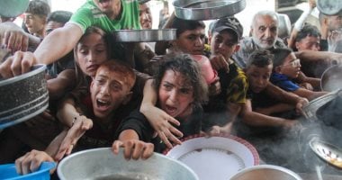 الذهب مقابل رغيف العيش.. 80 طفلا فى غزة ماتوا من الجوع