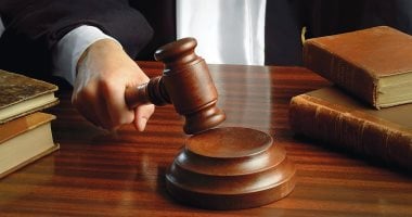 إخلاء سبيل مرشح بانتخابات مجلس النواب عن دائرتى الشروق وبدر بسبب قضية خلع.. زوج يطعن زوجته داخل محكمة الدخيلة بالإسكندرية