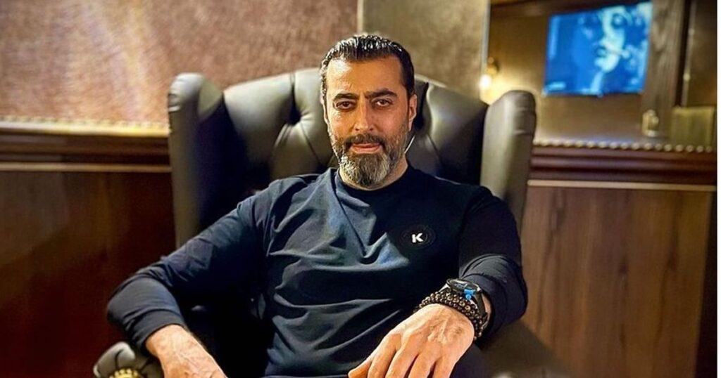 باسم ياخور يعتذر من السوريين بسبب دعمه نظام الأسد (شاهد) … باسم ياخور يعتذر من السوريين بسبب دعمه نظام الأسد (شاهد) ...