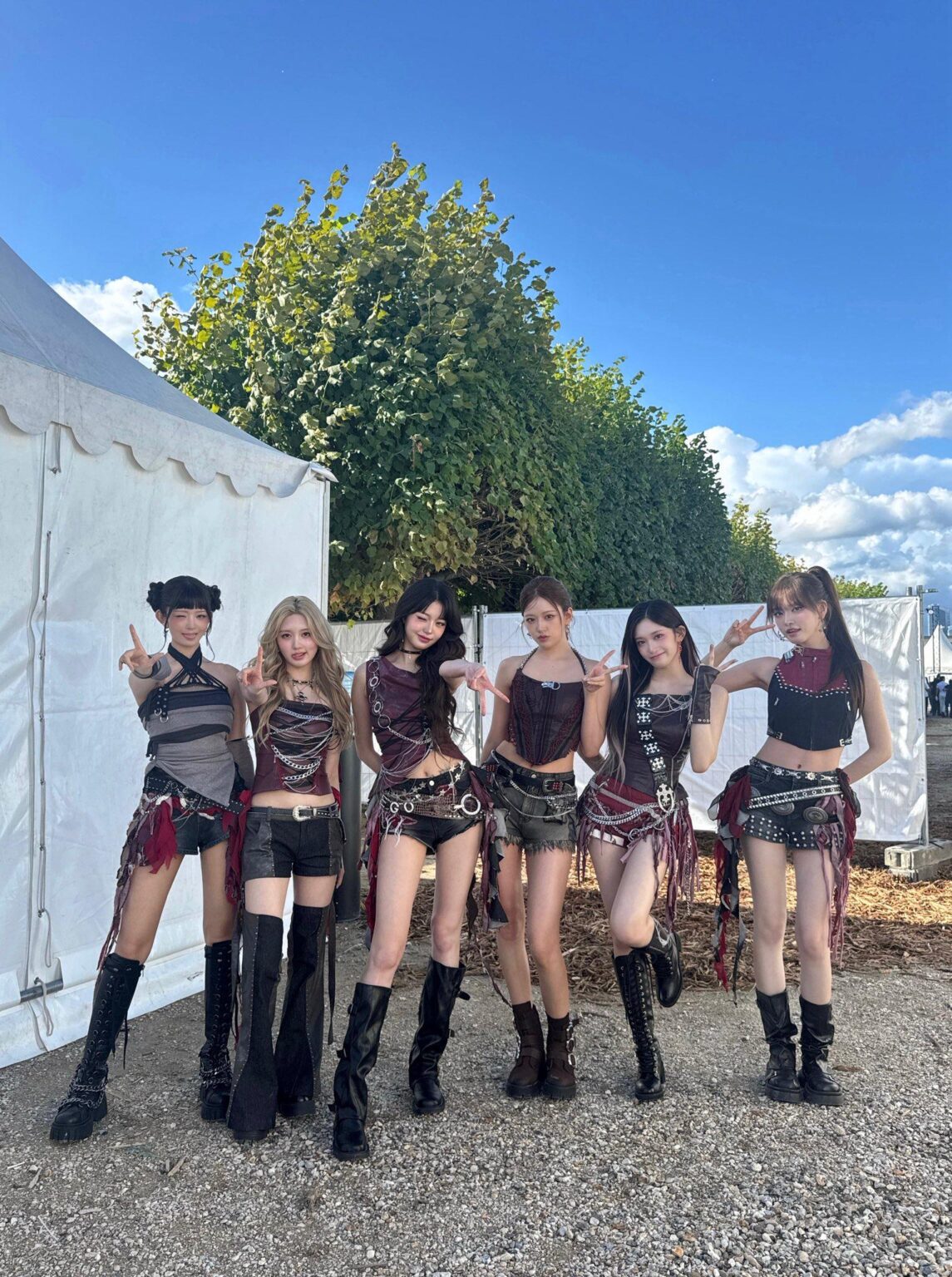 250721 ive ive update twitter - Ive Shot! @ Lollapalooza Paris 2025