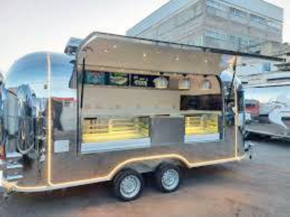 منع وقوف «فود ترك» داخل الأحياء.. لا مكبرات صوت ولا كشّافات غازية - أخبار السعودية