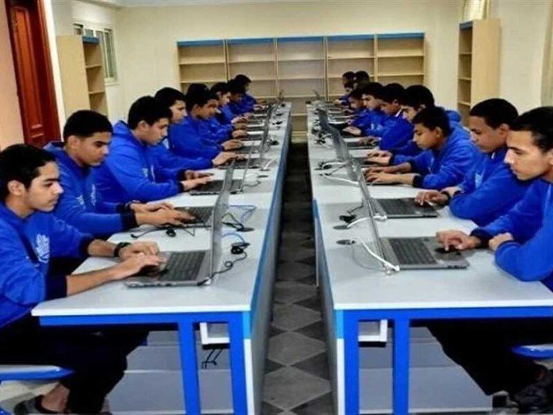 جرب المسار .. مدرسة إلكترو مصر للتكنولوجيا التطبيقية بدائل الثانوية العامة 2025 واختر مستقبلك
