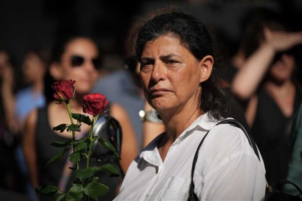 نفذت محاولة اغتيال واُعتقلت 10 سنوات.. 12 معلومة عن سهى بشارة بعد ظهورها في جنازة زياد الرحباني