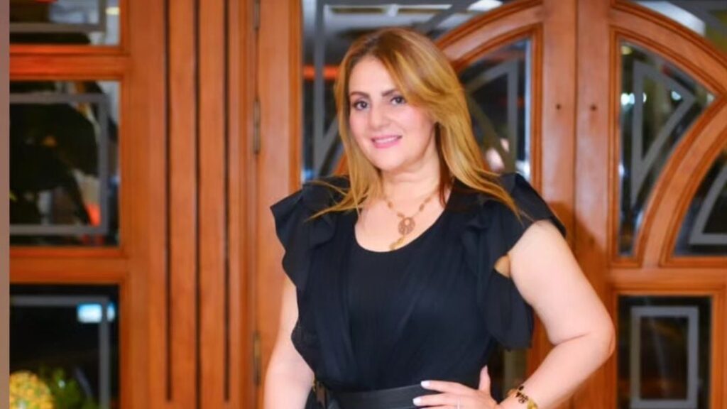 إحنا ناس محترمة وشبعانة.. شهيرة ترد على شائعة انفعال ابنتها رانيا محمود ياسين عليها إحنا ناس محترمة وشبعانة.. شهيرة ترد على شائعة انفعال ابنتها رانيا محمود ياسين عليها