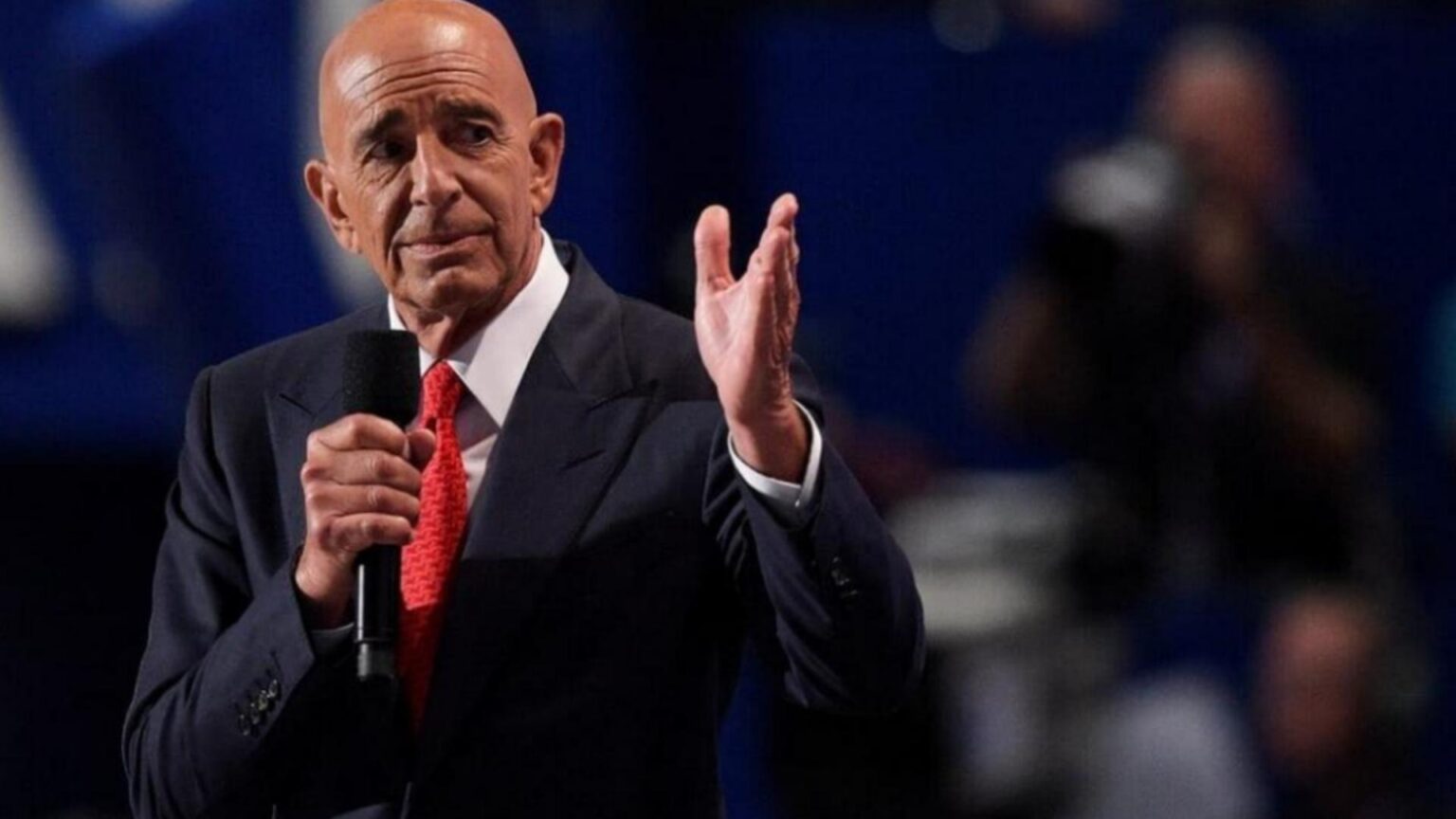 برّاك ترك الضوء الأخضر لإسرائيل في لبنان