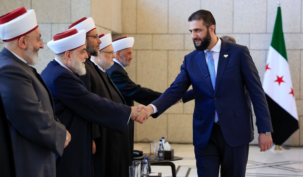 الشرع لدريان: حسم ملكية مزارع شبعا بعد تحريرها – جريدة الأخبار الشرع لدريان: حسم ملكية مزارع شبعا بعد تحريرها - جريدة الأخبار