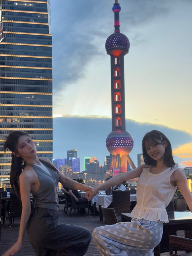 250726 Chuu Instagram Update feat miyeon