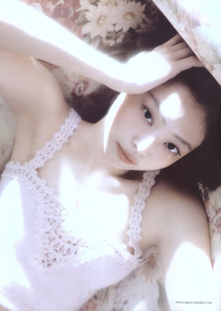 250726 Jennie for Elle Korea August 2025 إصدار الإصدار الخاص [SCANS]