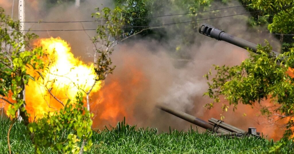 طائرة F-16 تايلندية تقصف أهدافاً في كمبوديا مع تصاعد اشتباك حدودي
