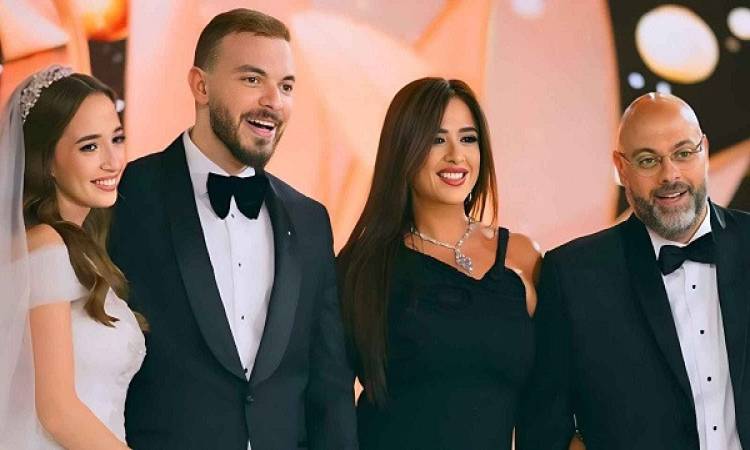 ياسمين عبد العزيز فى حفل زفاف شريف عمرو الليى ونور تامر امين