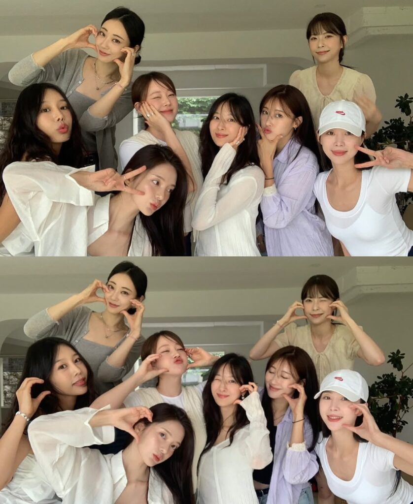 لم شمل Euaerin و Hyuna و Sungah و Gyeongree و Hyemi و Minha و Sojin و Keumjo من 9 أمتار للاحتفال بالذكرى الخامسة عشرة لتأسيسهم لم شمل Euaerin و Hyuna و Sungah و Gyeongree و Hyemi و Minha و Sojin و Keumjo من 9 أمتار للاحتفال بالذكرى الخامسة عشرة لتأسيسهم