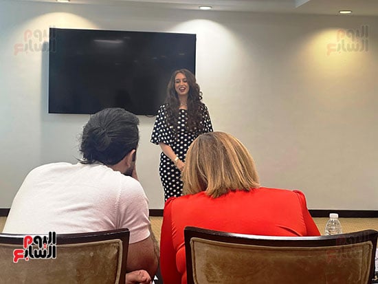 ملكة جمال (6)